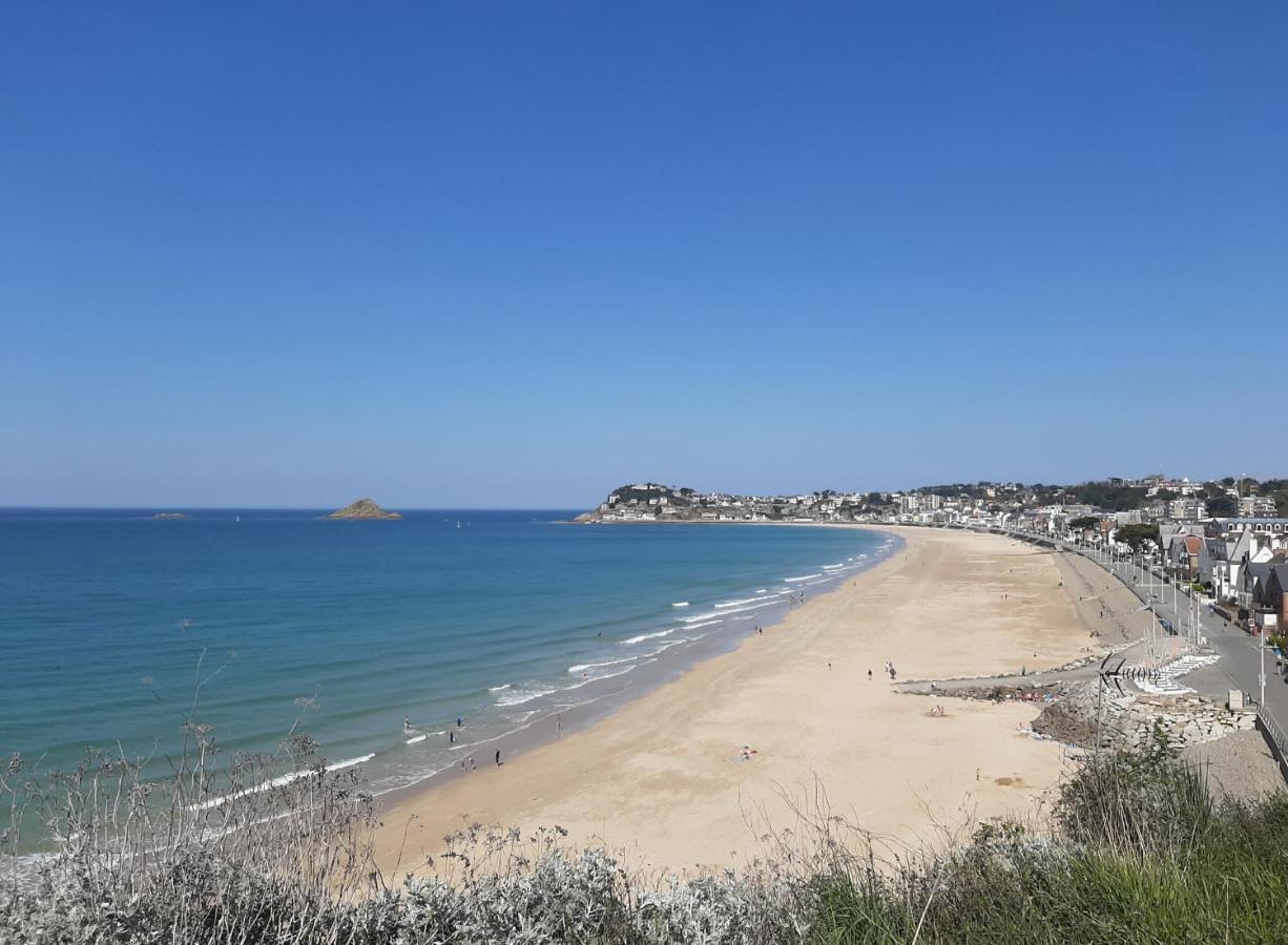 Appartement Vue Etang Et Port De Dahouet Pleneuf-Val-Andre Exteriör bild