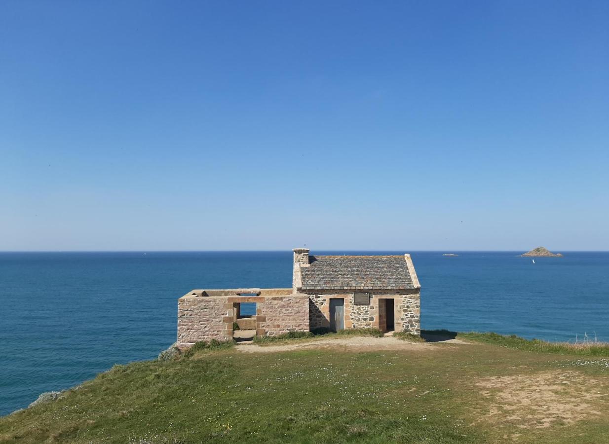 Appartement Vue Etang Et Port De Dahouet Pleneuf-Val-Andre Exteriör bild
