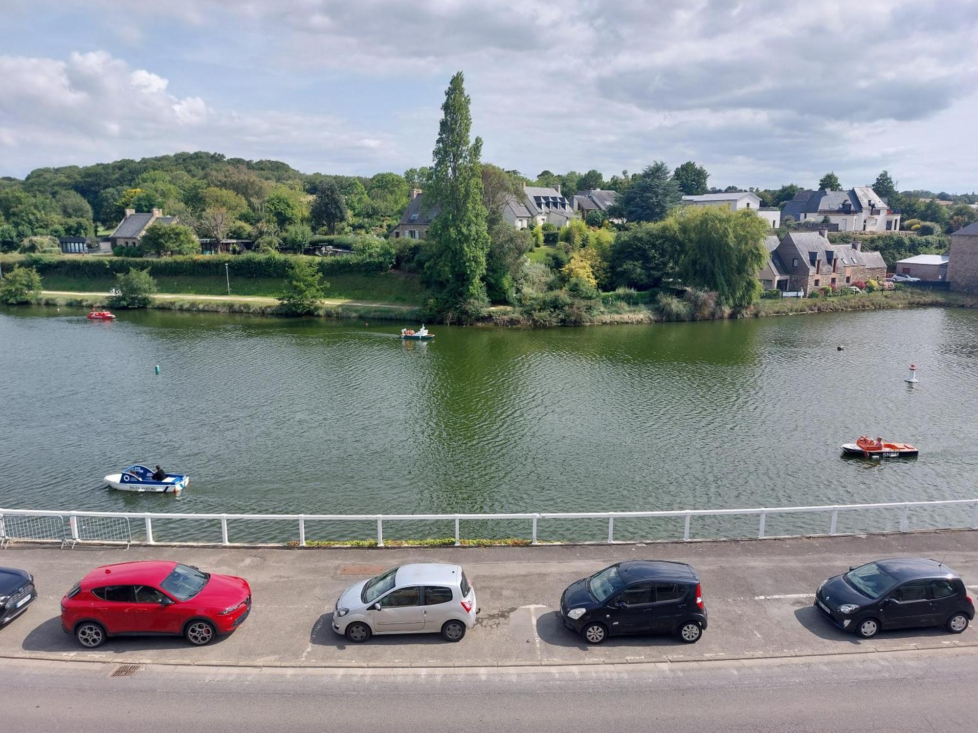 Appartement Vue Etang Et Port De Dahouet Pleneuf-Val-Andre Exteriör bild
